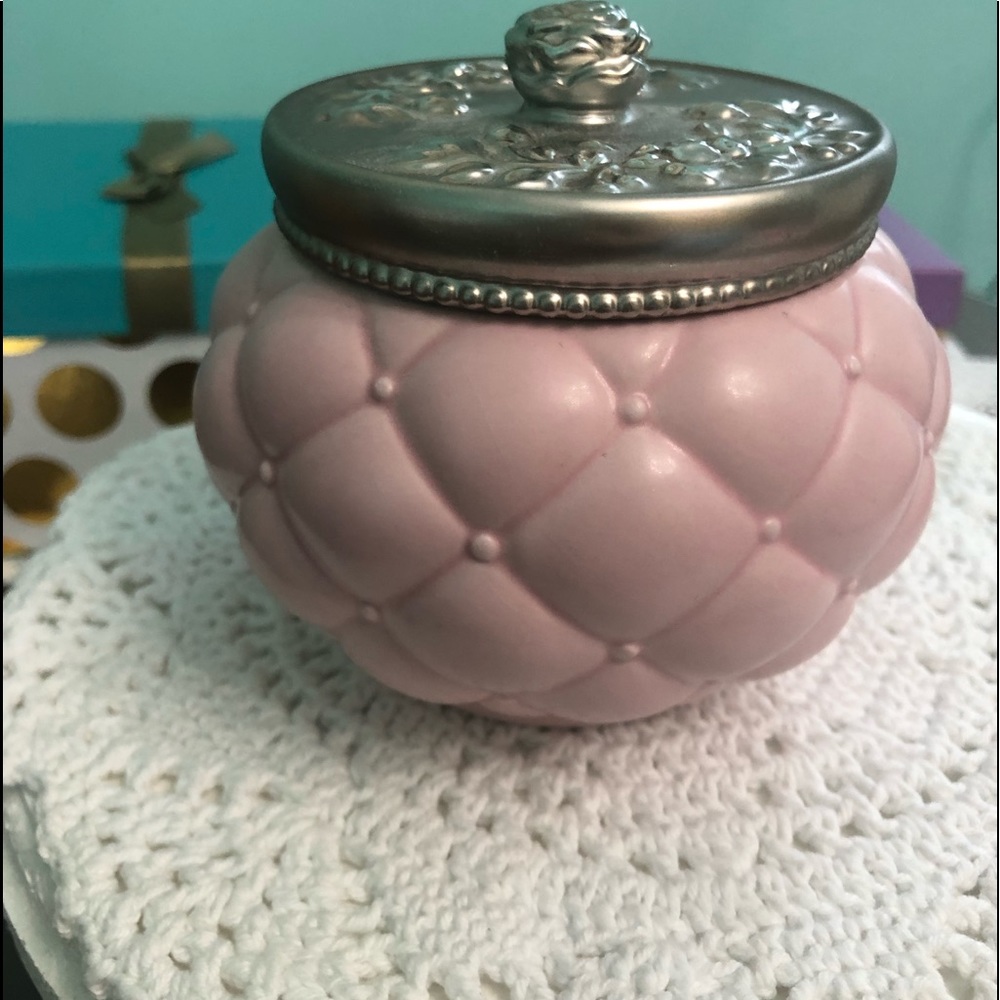Avon Trinket Box. Vintage